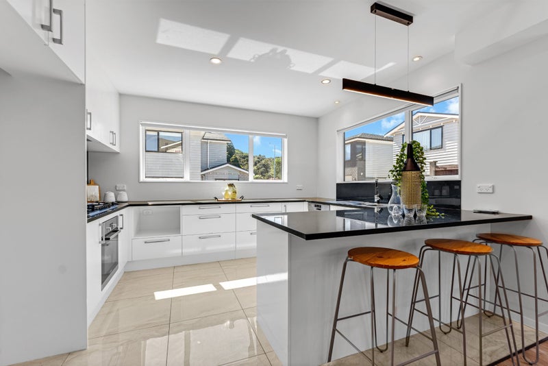 16 Fishwicke Lane, Albany, Auckland - Carousel 2