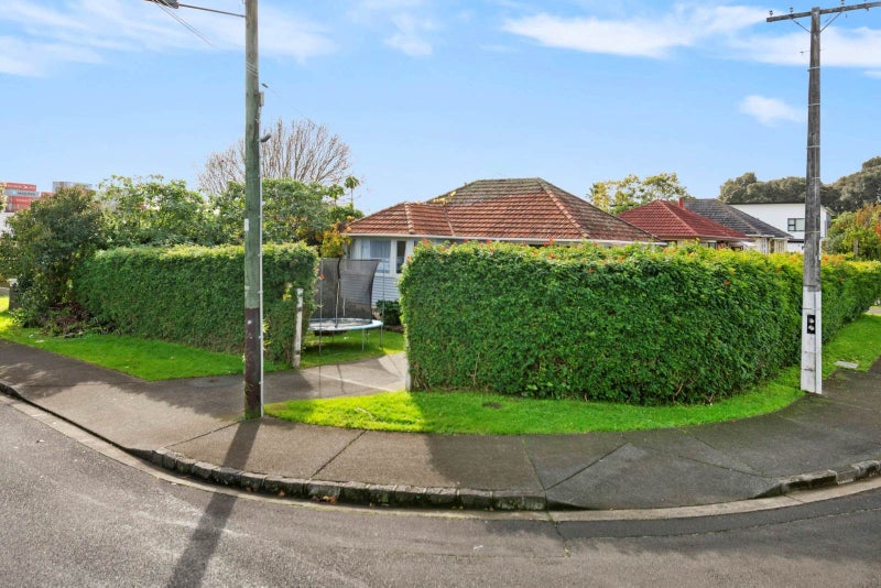 1/78 Court Crescent, Panmure, Auckland - Carousel 14