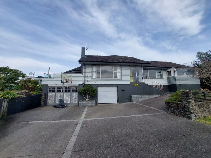 4 Eaton Crescent, Matua, Tauranga - Carousel 1