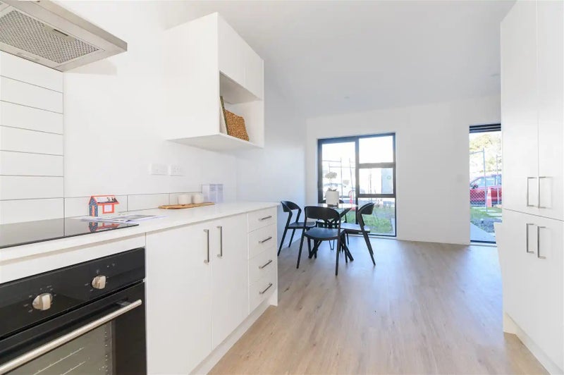 68 Rauemi Way, Te Atatū South, Auckland - Carousel 2