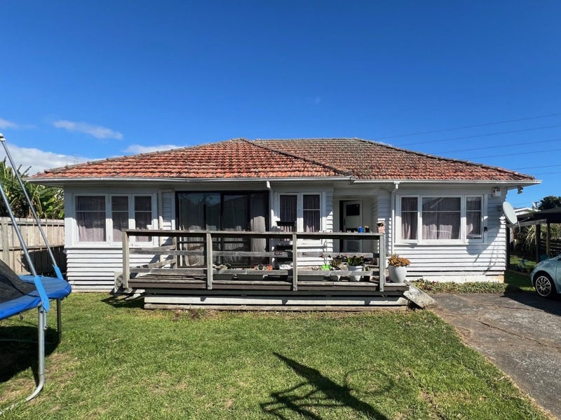 1/8 Fisher Crescent, Ōtara, Auckland - Carousel 1