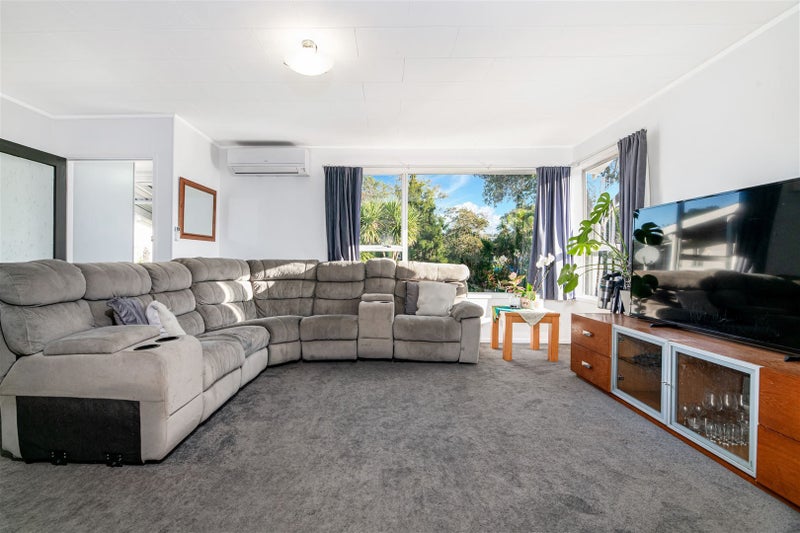 28 Mawney Road, Henderson, Auckland - Carousel 25