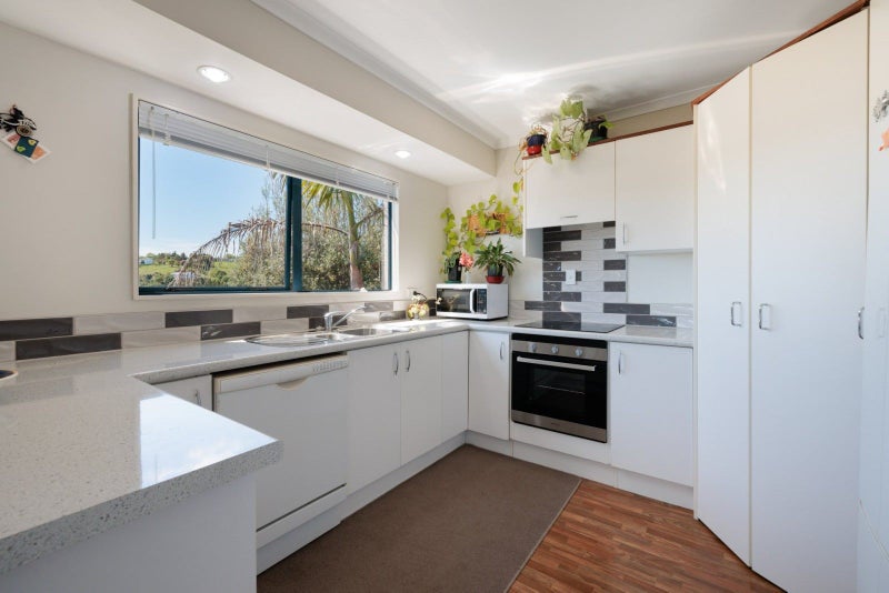 32 Snowden Street, Ohauiti, Tauranga - Carousel 2