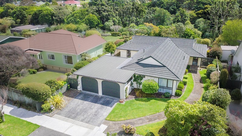 119 Belvedere Avenue, Waikanae - Carousel 21