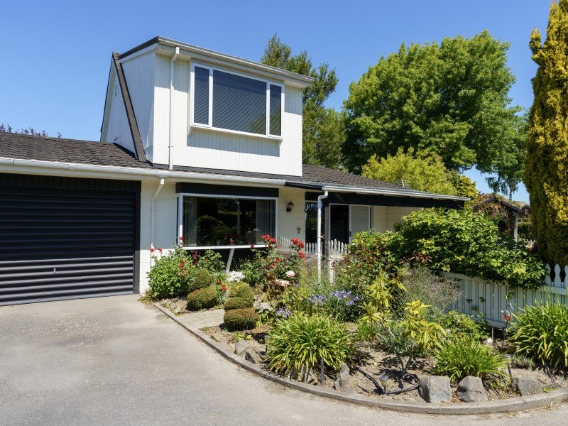 1/208 Memorial Avenue, Burnside, Christchurch - Carousel 2