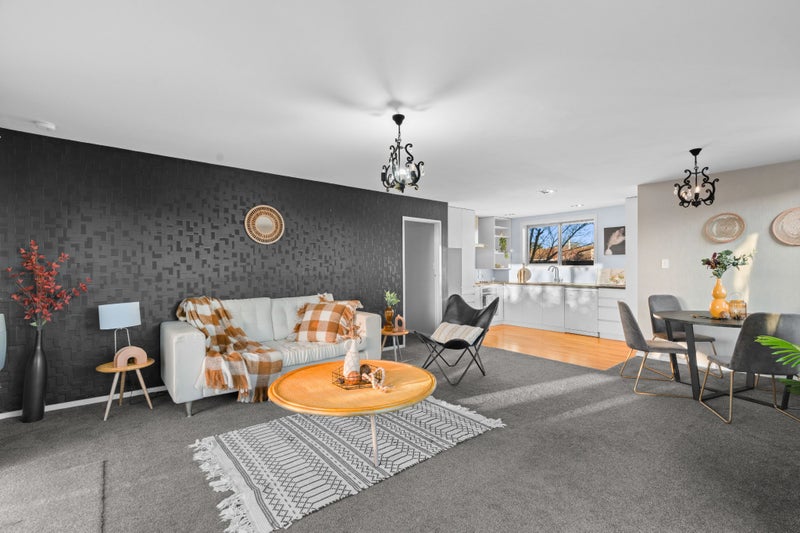 2/275 Hendersons Road, Hoon Hay, Christchurch - Carousel 1