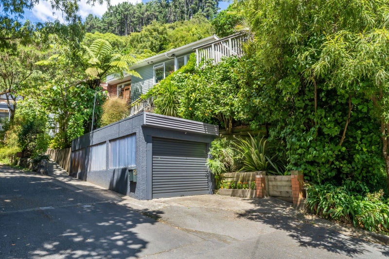 3 Waitohu Road, York Bay, Lower Hutt - Carousel 2