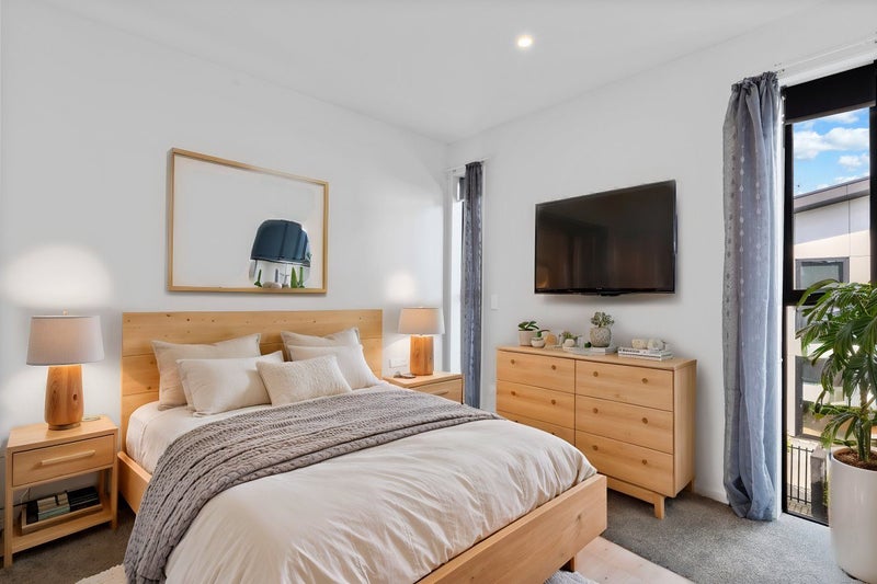 4/6 Waverley Street, Sydenham, Christchurch - Carousel 2