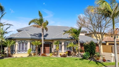 20 Quedley Court, Eastern Beach, Auckland - Carousel 1