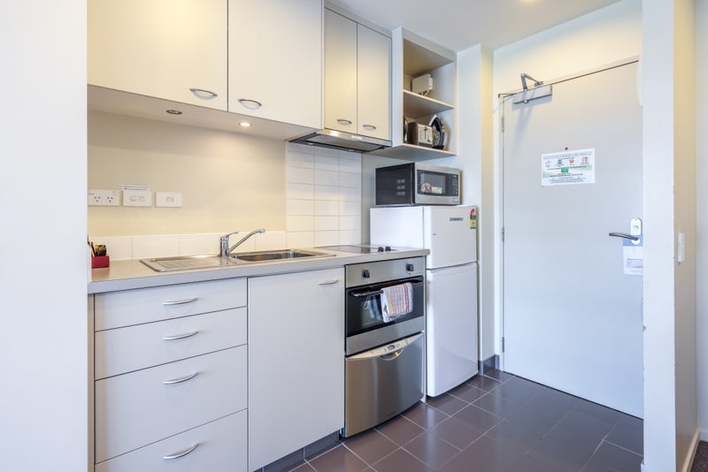 905/17 Osterley Way, MANUKAU, AUCKLAND - Carousel 2