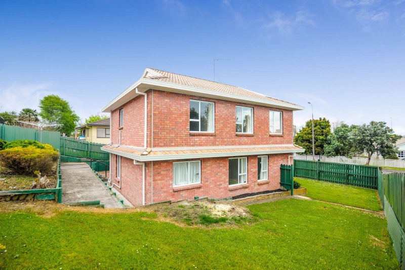 38 Barbados Drive, Unsworth Heights, Auckland - Carousel 2