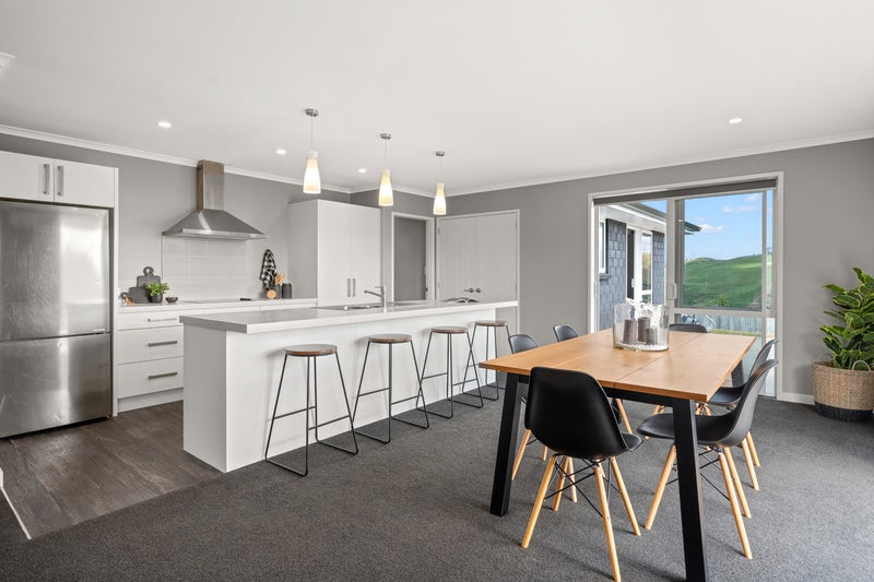 173 Ballintoy Park Drive, Welcome Bay, Tauranga - Carousel 2