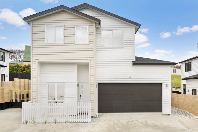 31B Weatherly Road, Torbay, Auckland - Carousel 1