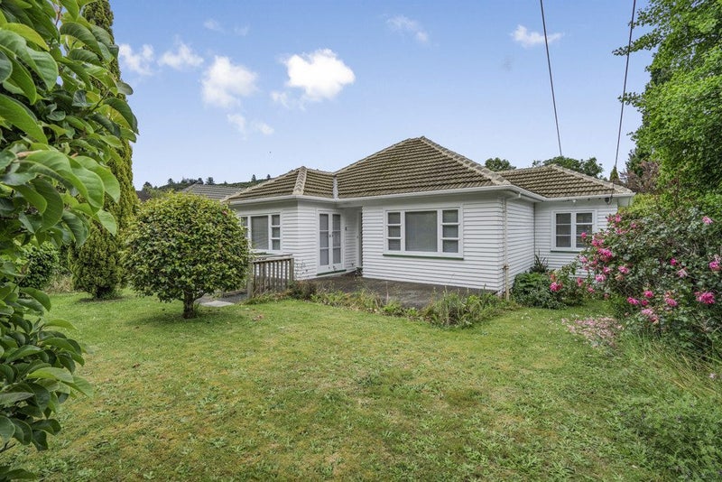 137 Hine Road, Wainuiomata, Lower Hutt - Carousel 2