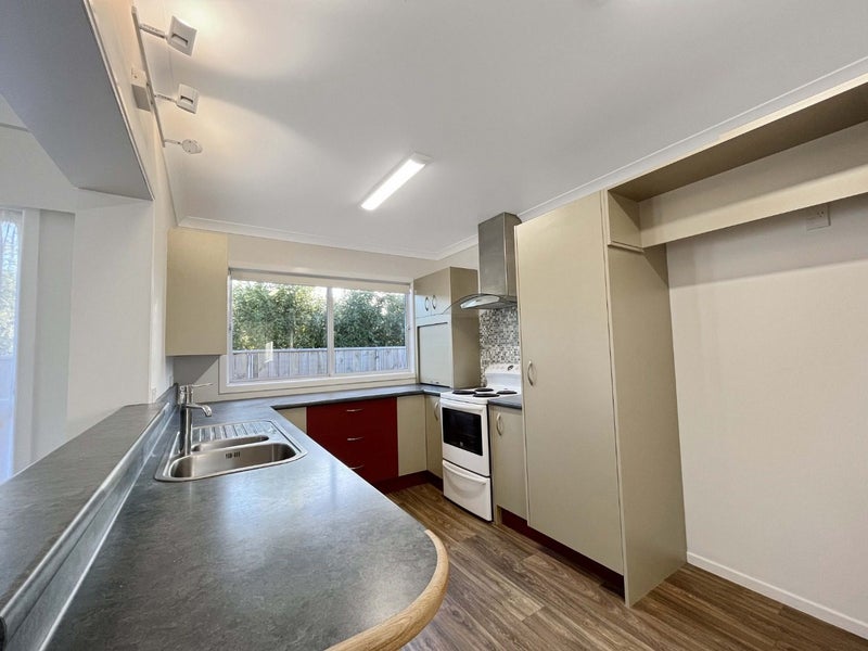 22 Wyndham Street, Awapuni, Palmerston North - Carousel 2