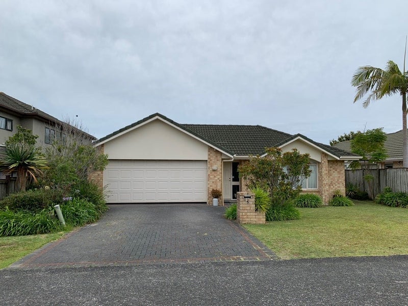 5 Heyington Way, East Tamaki Heights, Auckland - Carousel 1