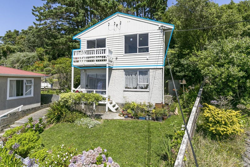 1/30 Arapiko Street, Johnsonville, Wellington - Carousel 1