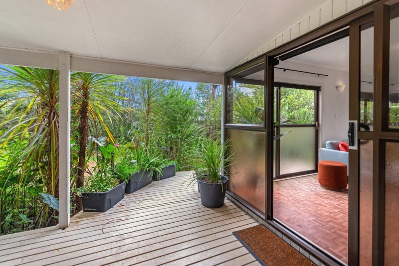 42 Normandy Place, Henderson, Auckland - Carousel 2