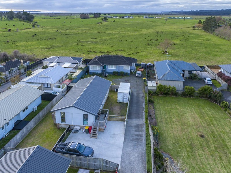 15 Springs Road, Parakai, Helensville - Carousel 18