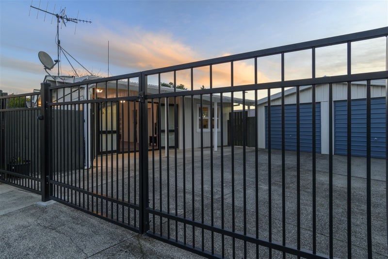 8A Wayne Place, Judea, Tauranga - Carousel 24