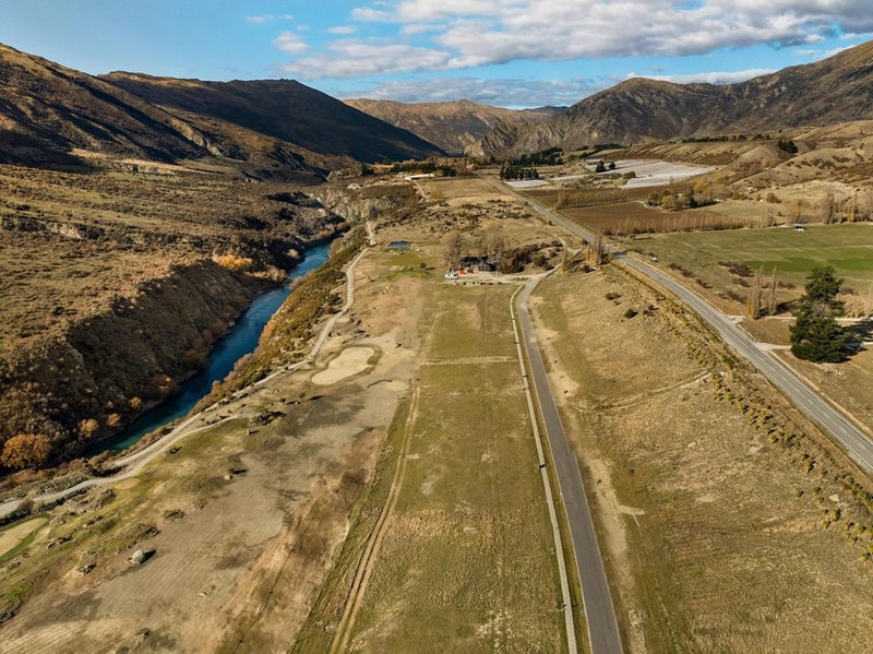 2251 Gibbston Highway, Gibbston, Queenstown - Carousel 3