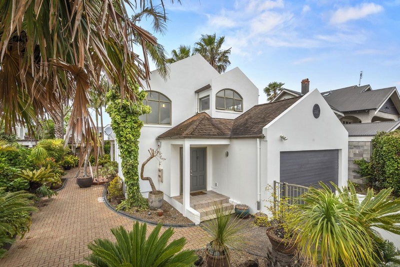 2/321 Lake Road, Hauraki, Auckland - Carousel 1