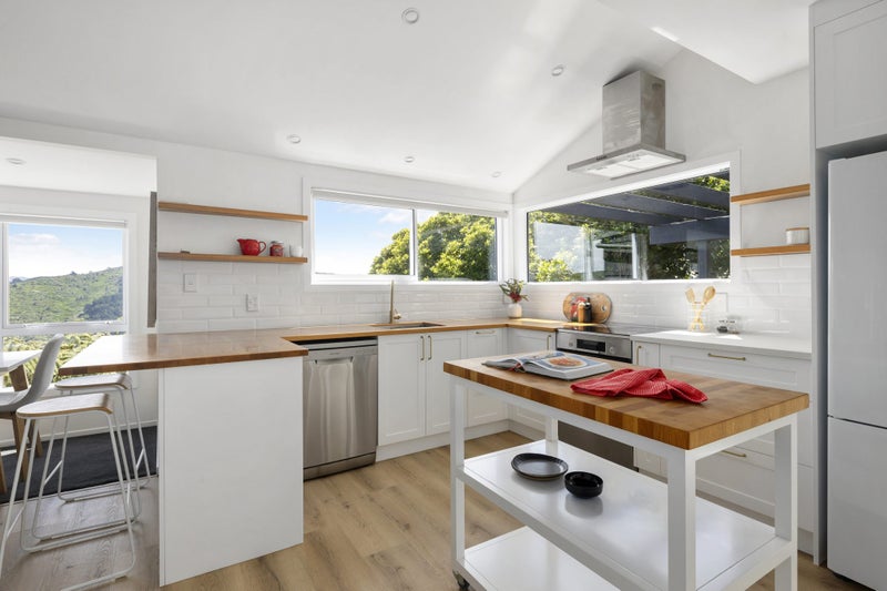 179 Orangi Kaupapa Road, Northland, Wellington - Carousel 2