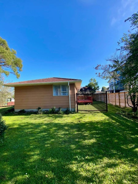 1 Tangelo Place, Bucklands Beach, Auckland - Carousel 15