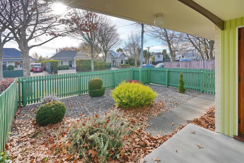 2/16 Oxley Avenue, St Albans, Christchurch - Carousel 13