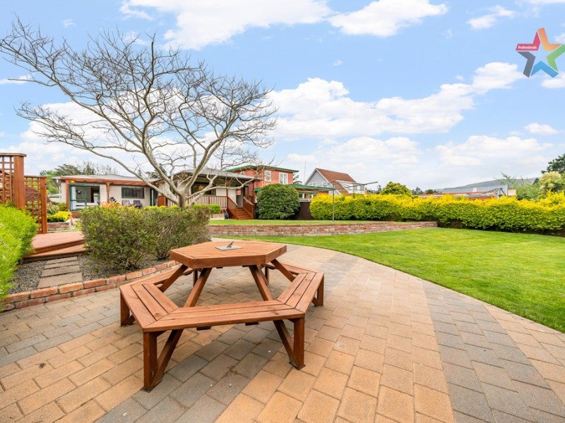 77 Glen Road, Stokes Valley, Lower Hutt - Carousel 26