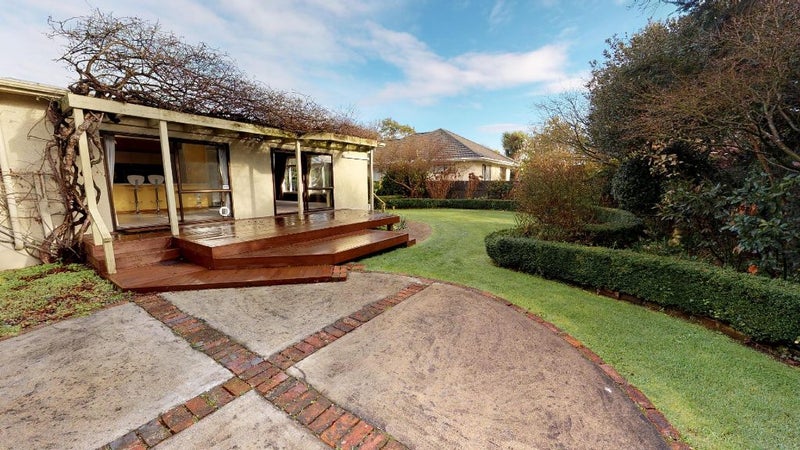 261 Victoria Avenue, Hokowhitu, Palmerston North - Carousel 22