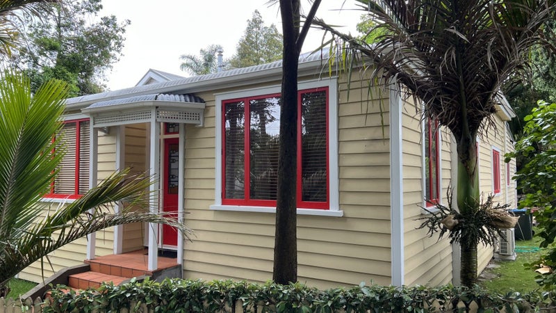 14 Marlborough Street, Mount Eden, Auckland - Carousel 2