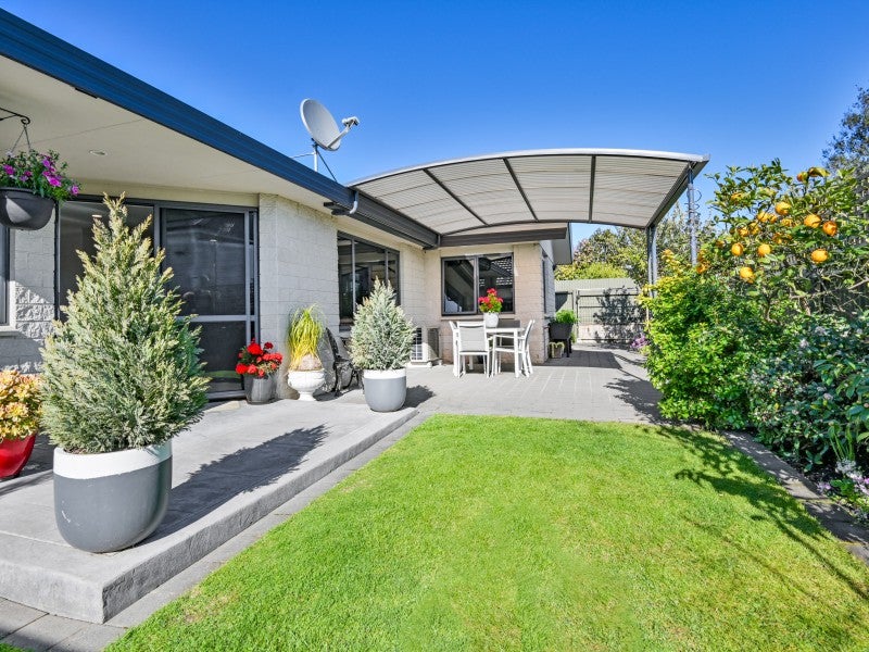 4/304 SOUTHAMPTON STreet West, AKINA, Hastings - Carousel 1