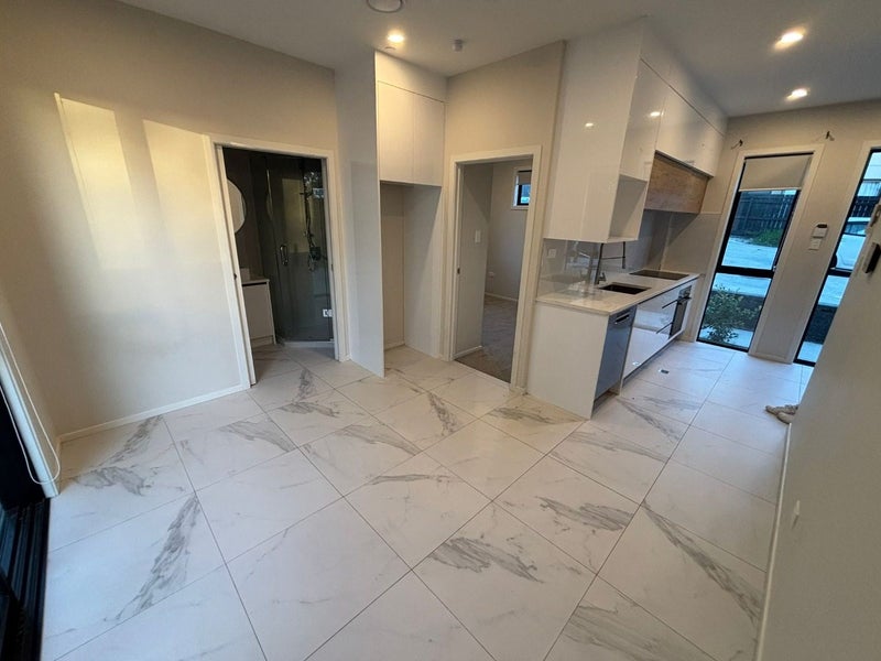 14/20 Bentley Road, Otara, Auckland - Carousel 2