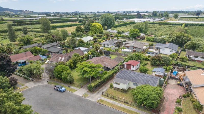 8 Linden Place, Brooklyn, Motueka - Carousel 2