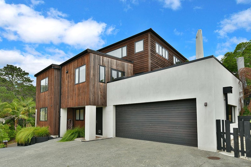 7 Tree Fern Trail, Campbells Bay, Auckland - Carousel 2
