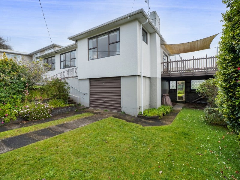 4 Penrith Street, Westown, New Plymouth - Carousel 2