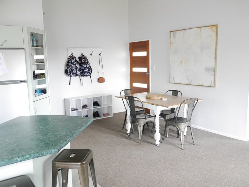 17 Raniera Place, Springfield, Rotorua - Carousel 12