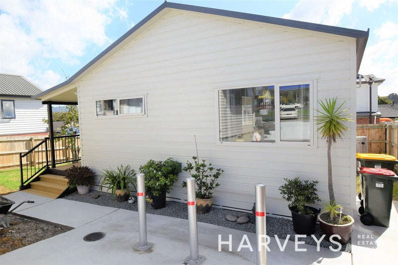 171 Henderson Valley Road, Henderson, Auckland - Carousel 1