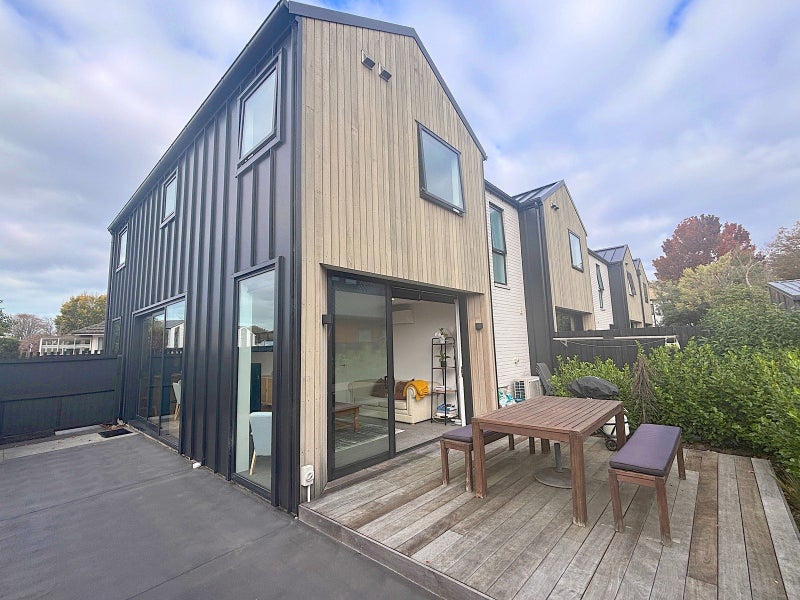 1/166 St Albans Street, St Albans, Christchurch - Carousel 2