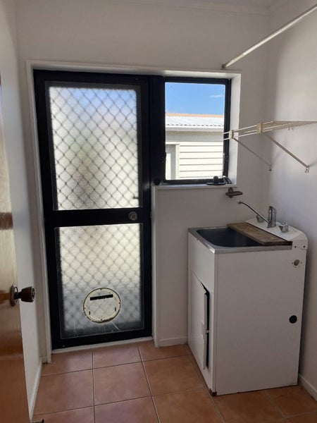 58 Aviemore Drive, Highland Park, Auckland - Carousel 14