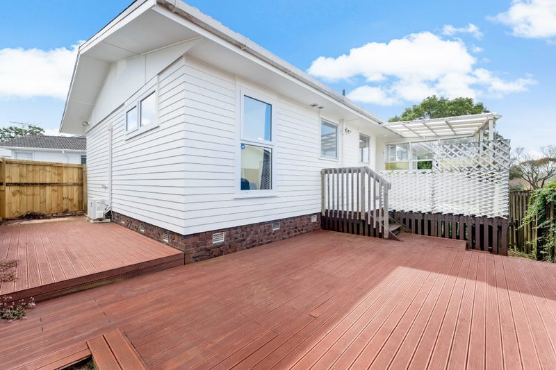 1/58 Cockayne Crescent, Sunnynook, Auckland - Carousel 1