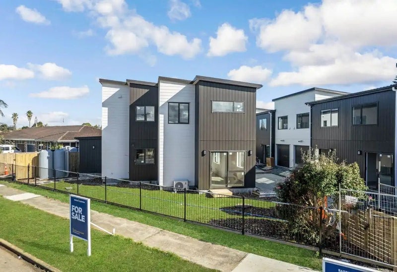 5/39 Wintere Road, Papatoetoe, Auckland - Carousel 1