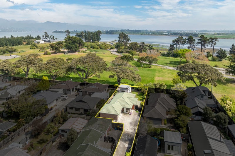 200A Estuary Road, South New Brighton, Christchurch - Carousel 1