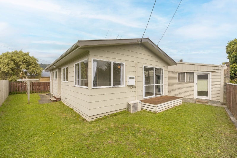 2/108 Hewer Crescent, Naenae, Lower Hutt - Carousel 1