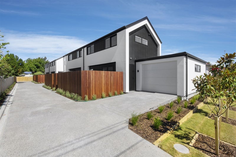 2/112 Milton Street, Somerfield, Christchurch - Carousel 1
