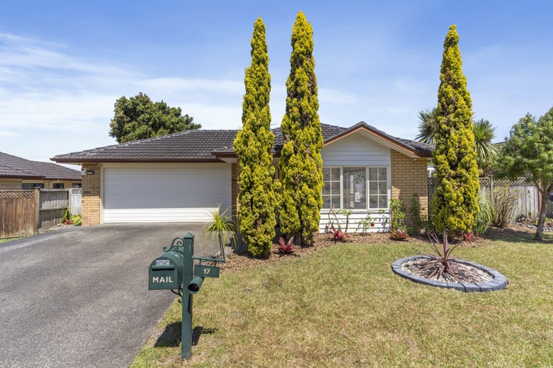 17 Villino Place, Randwick Park, Auckland - Carousel 1