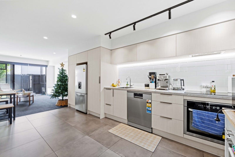 6/361B Madras Street, Christchurch Central, Christchurch - Carousel 1