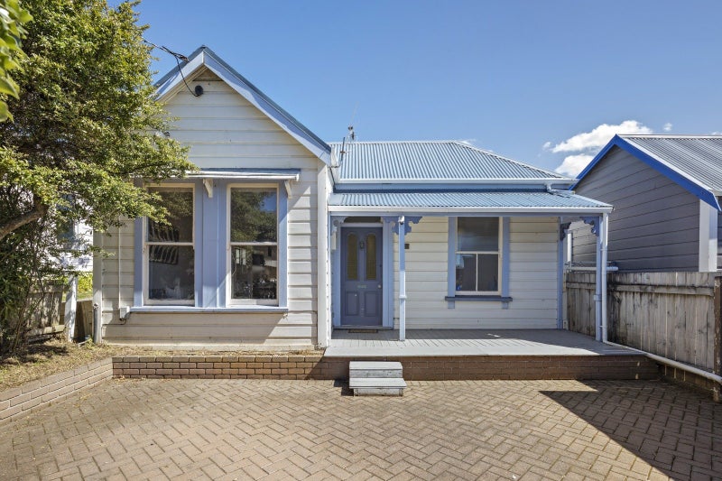 358 Adelaide Road, Newtown, Wellington - Carousel 1
