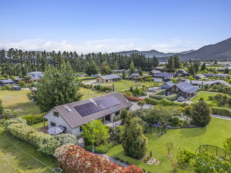 7 Corner Peak Lane, Lake Hawea, Lake Hāwea - Carousel 2